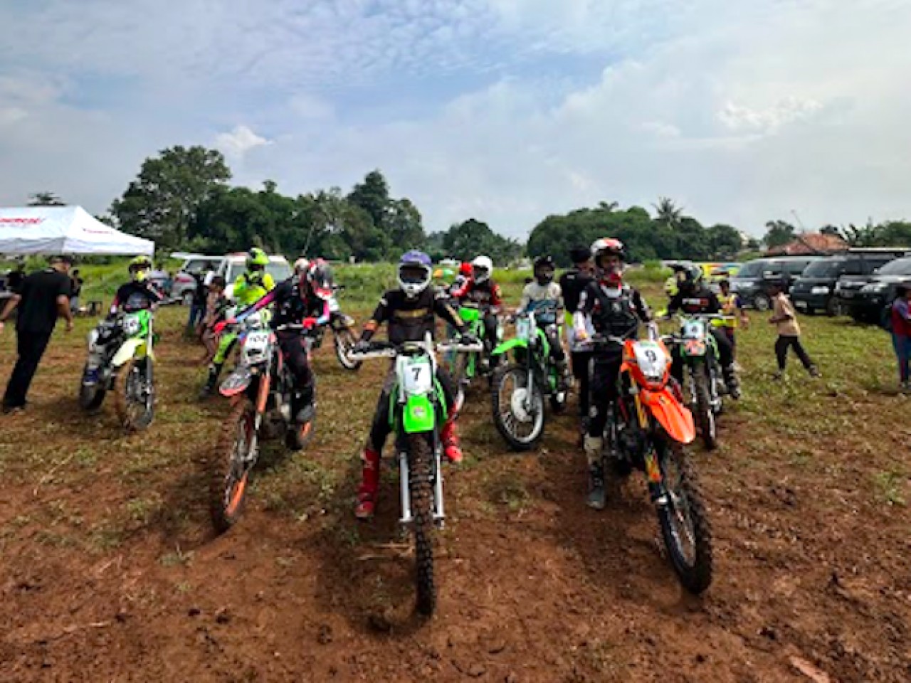 NGK DID Dan Team Green  Kawasaki Latihan Bersama